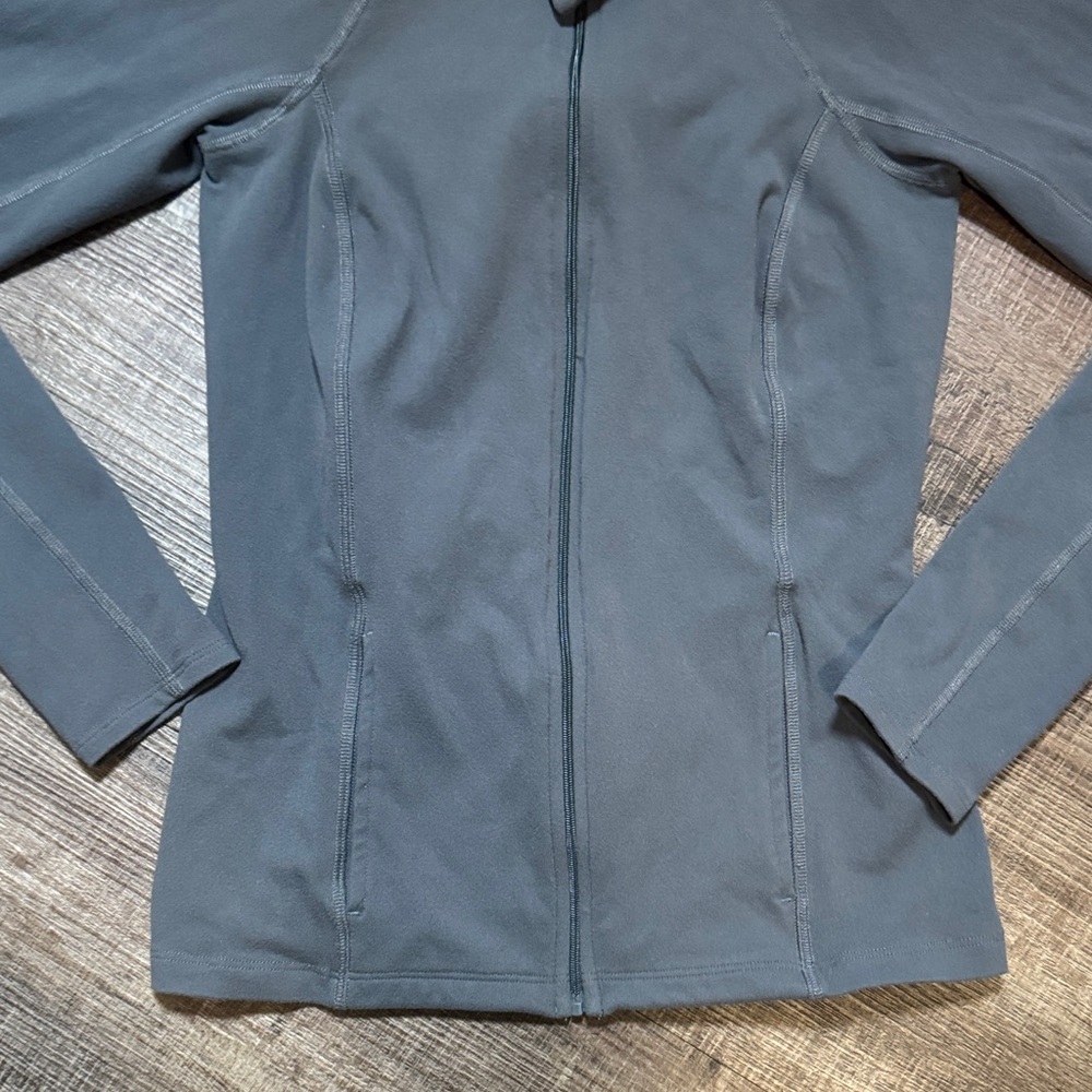 Kate Spade x Beyond Yoga Neck Bow Front Zip Jacket. - Picture 4 of 13